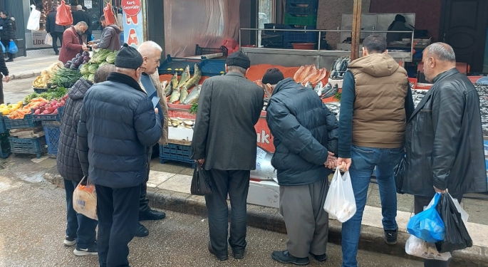 Elazığ’da dev orkinos yoğun ilgi gördü