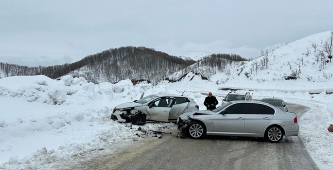 İl Başkanı Teslim Dalkıran ve beraberindeki heyet trafik kazası geçirdi